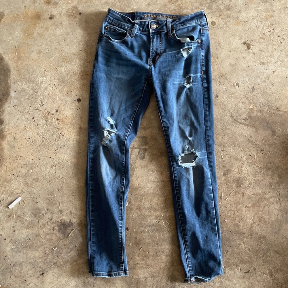 Men’s Light blue ripped American eagle jeans